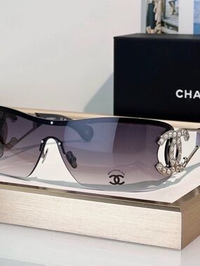 CHANEL Crystal CC Shield Sunglasses in Gradient Gray